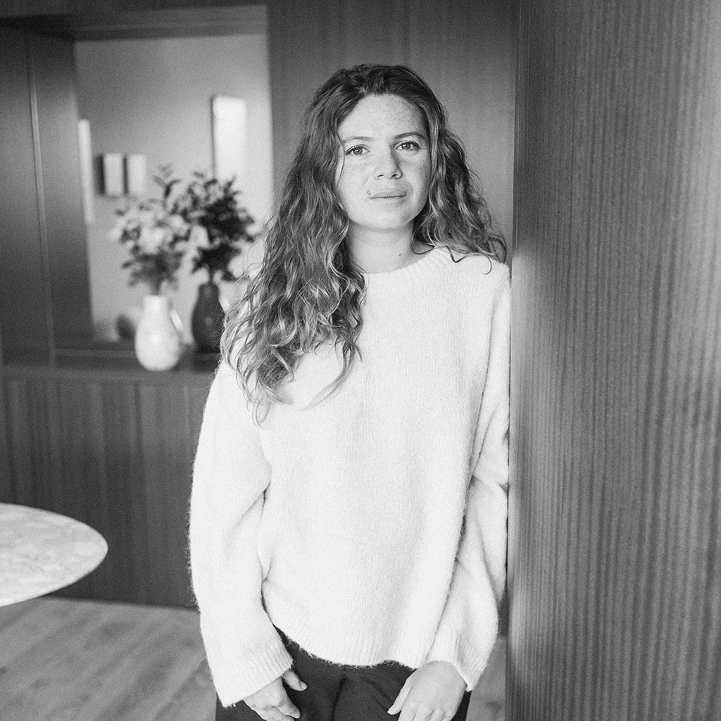 Portrait de Teva, fondatrice de l'Atelier Teva Sian